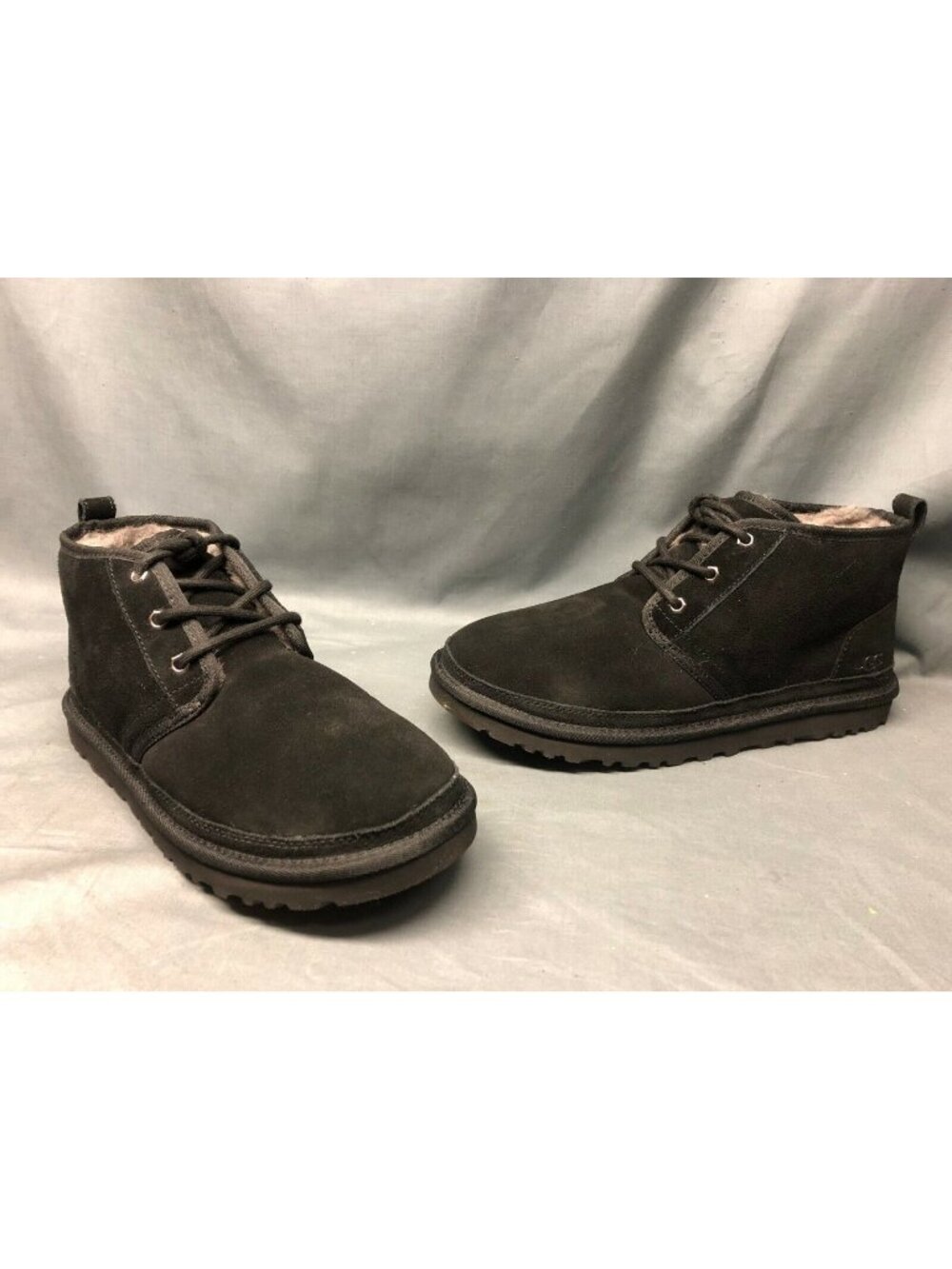 UGG Australia Boys Neumel II Boots Suede Lace-Up Black Size 6 NEW IN BOX!